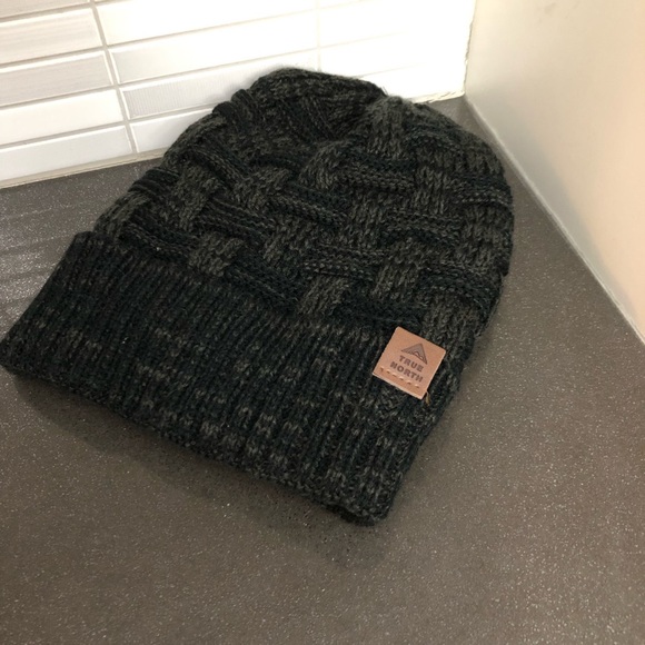 True North kids fuzzy lined knit toque - Picture 4 of 8